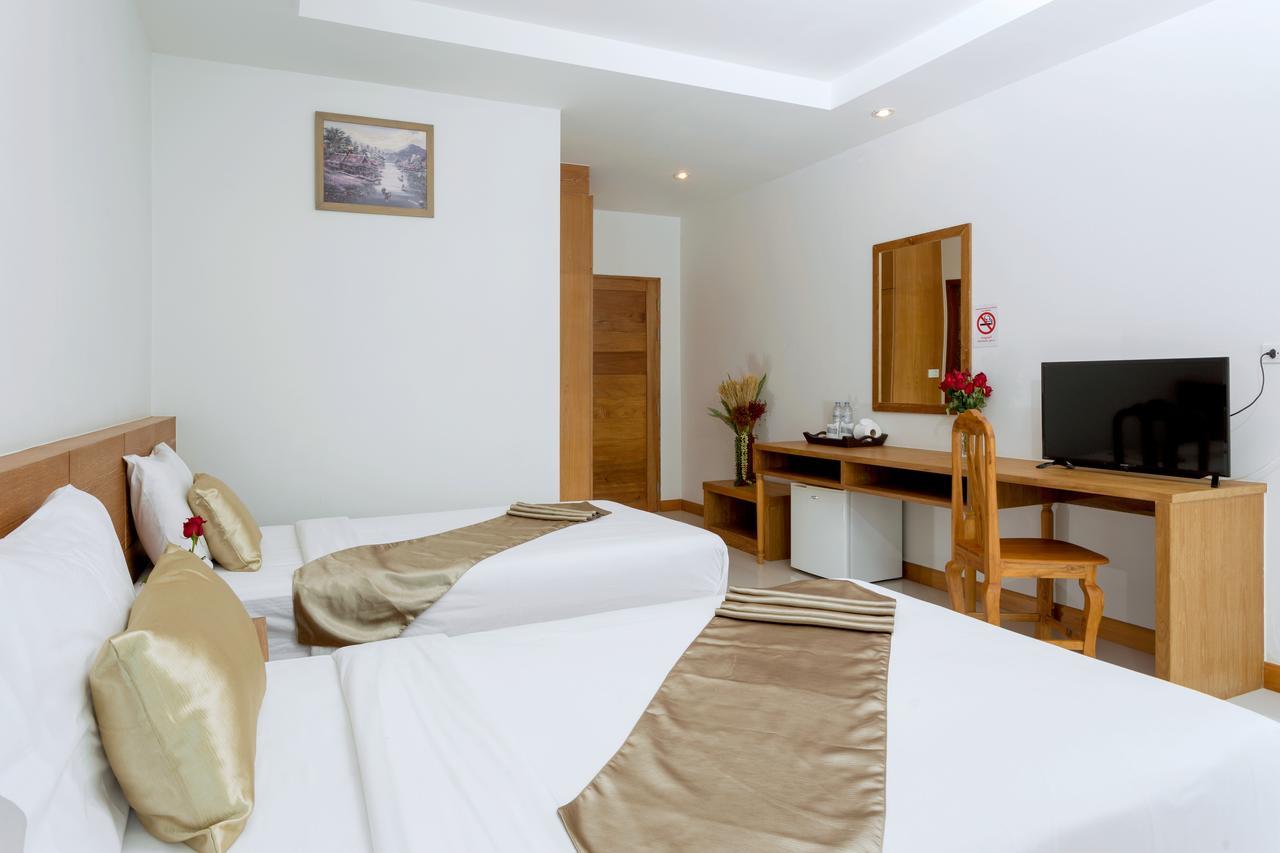 Asia Express Hotel กะทู้ ภายนอก รูปภาพ